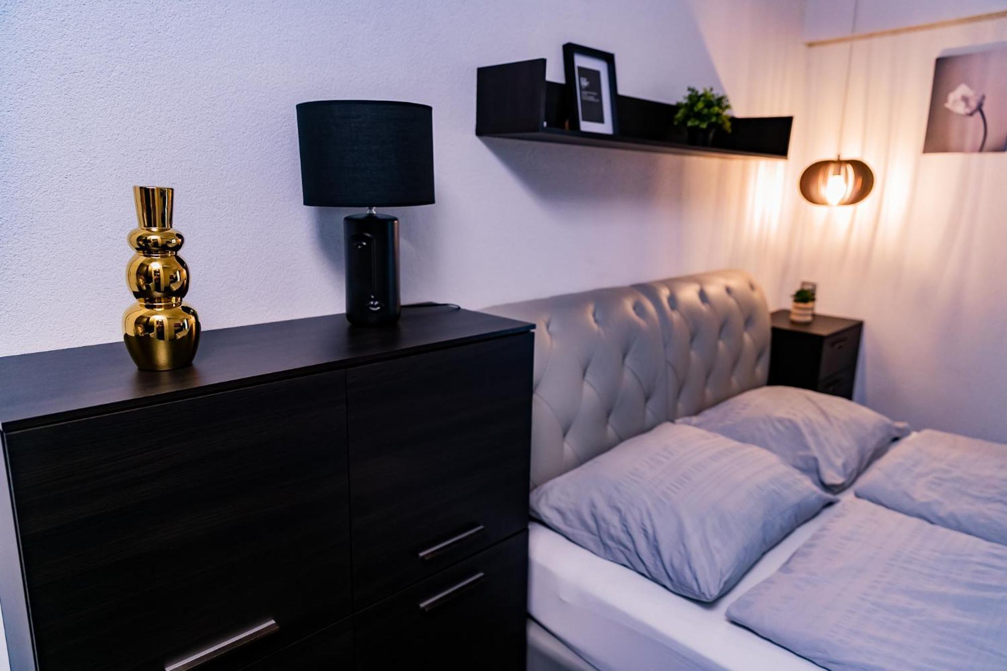Motel1- A Megfizetheto Luxus! Dunaújváros Eksteriør bilde