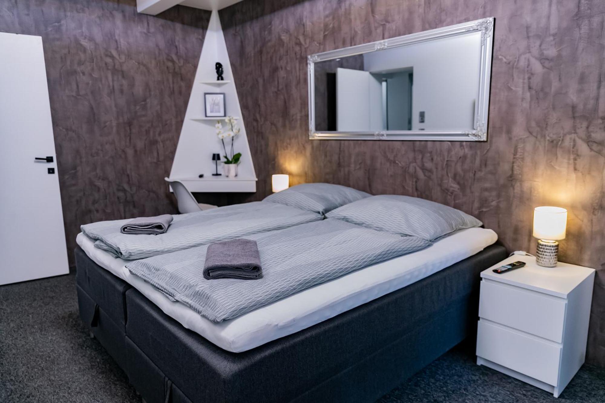 Motel1- A Megfizetheto Luxus! Dunaújváros Eksteriør bilde