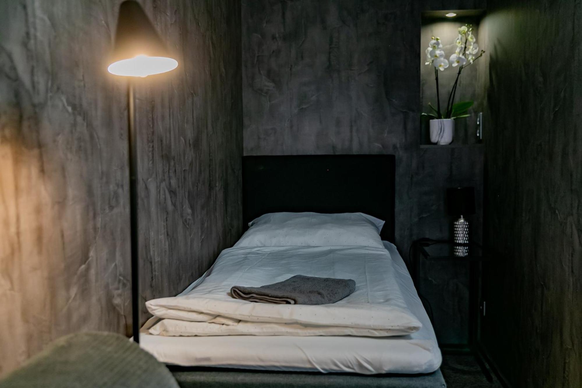 Motel1- A Megfizetheto Luxus! Dunaújváros Eksteriør bilde